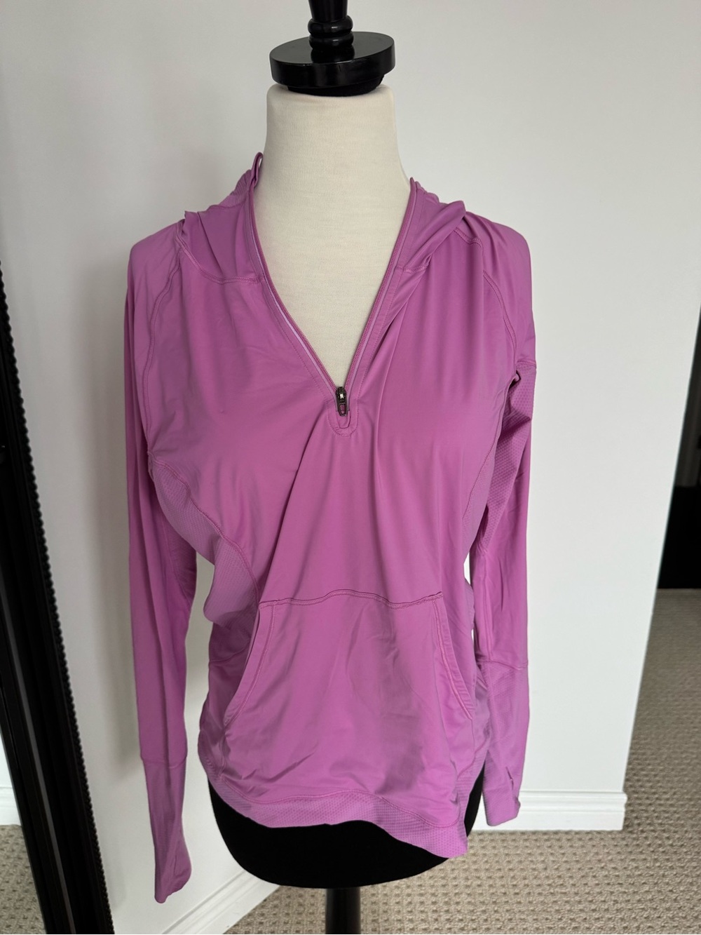 Lululemon Lightweight Pink Pullover Hoodie - Women's Active Top 10 no rip tag